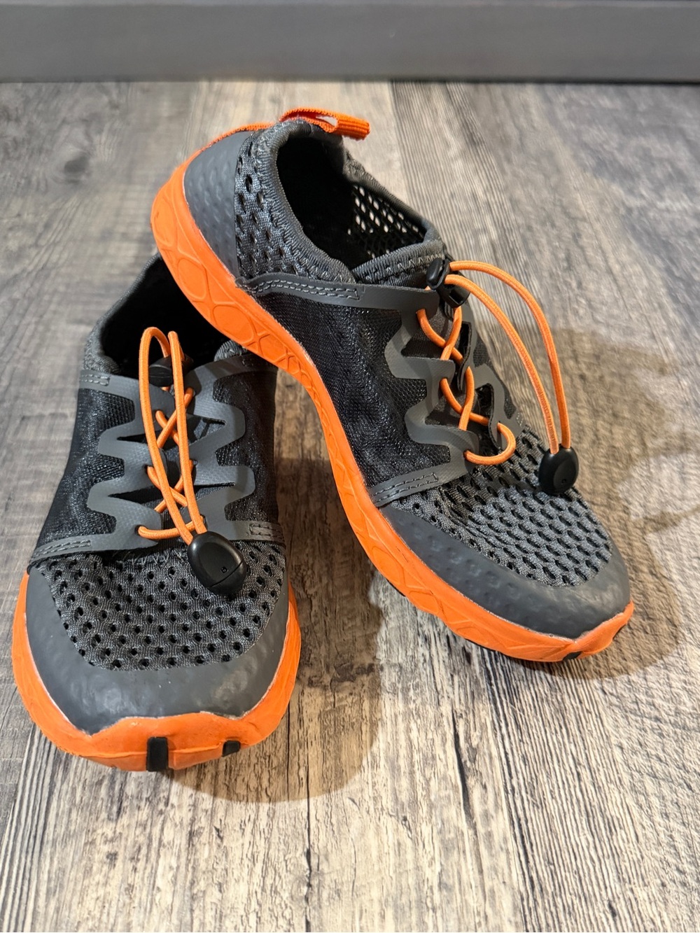 ALEADER Water Shoes Aqua Socks Gray Orange Slip-On Beach Swim Shoes Size 3
